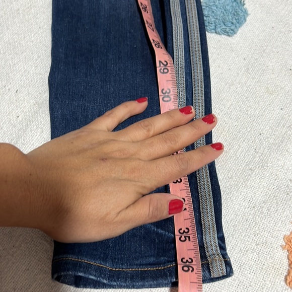 Good American Women's Good Legs GLCA899T Skinny Cropped Ankle Denim Jeans 8/29 - Picture 9 of 10